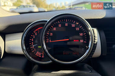 Хетчбек MINI Hatch 2015 в 