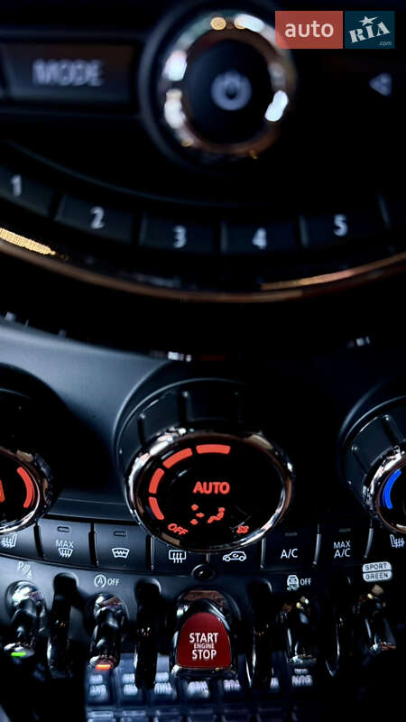 Хетчбек MINI Hatch 2020 в Дніпрі