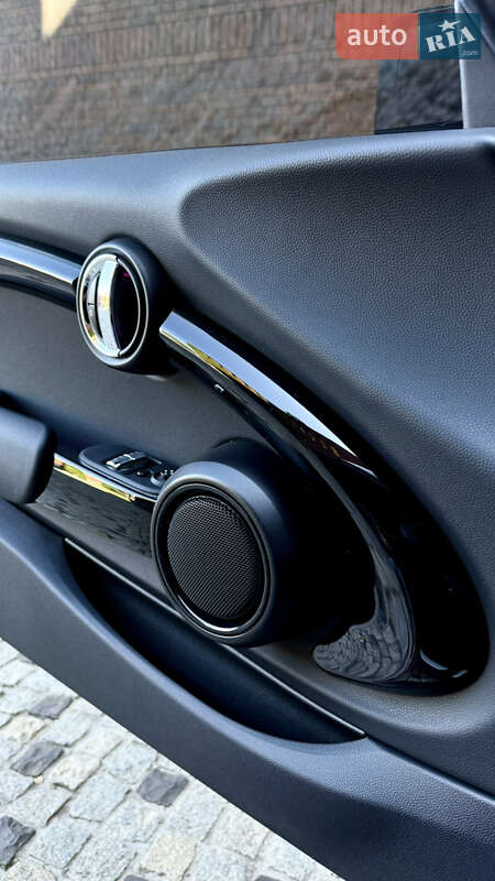 Хетчбек MINI Hatch 2020 в Дніпрі