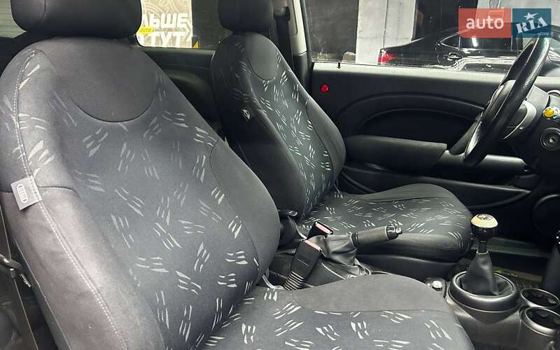 Хетчбек MINI Hatch 2005 в Чернівцях фото 14 Хетчбек MINI Hatch 2005 в Чернівцях
