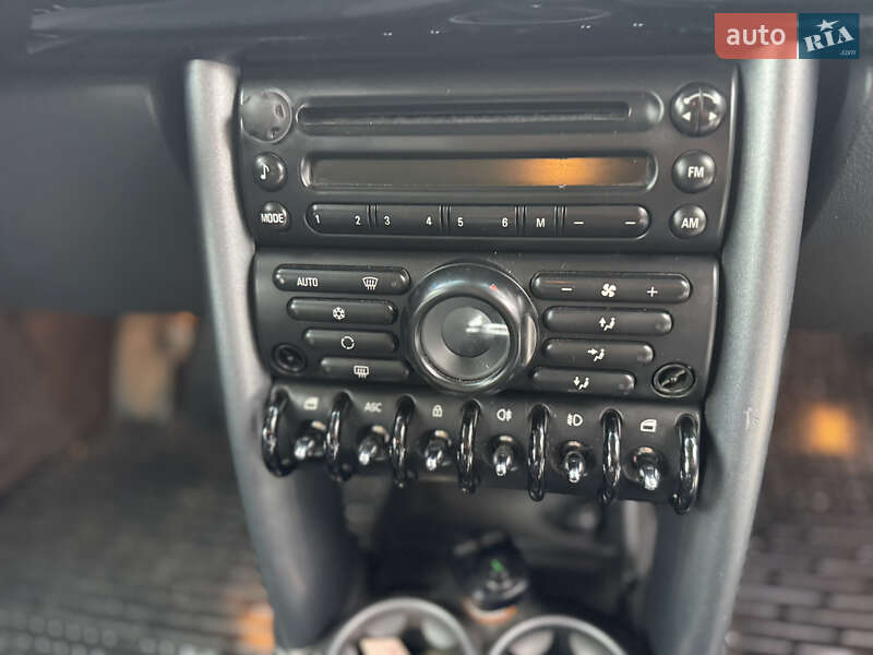 Хэтчбек MINI Hatch 2005 в Хмельницком