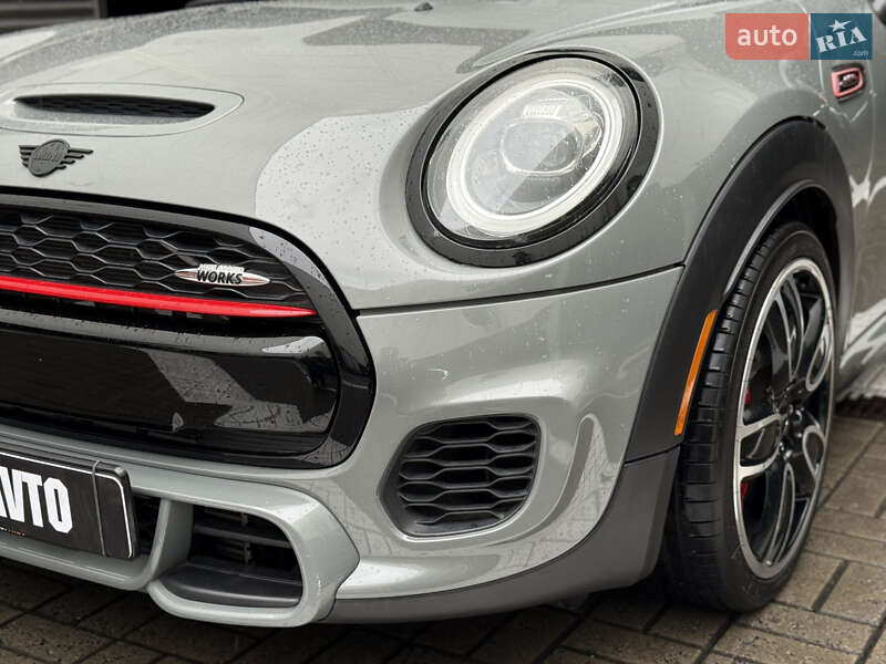 Хэтчбек MINI Hatch 2018 в Киеве