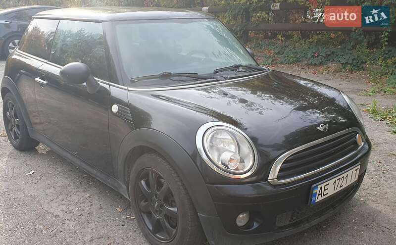Хетчбек MINI Hatch 2010 в Дніпрі