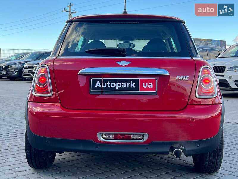Хетчбек MINI Hatch 2013 в Львові