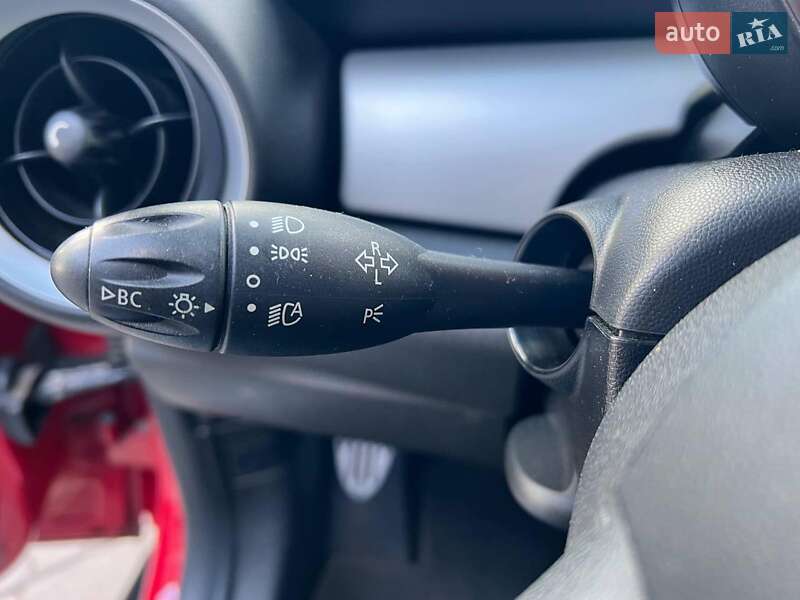 Хетчбек MINI Hatch 2013 в Львові