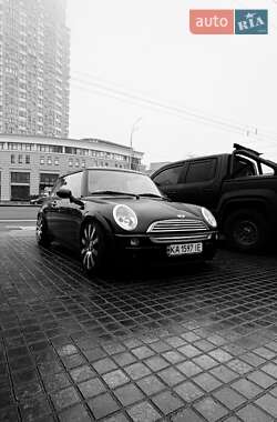 Хетчбек MINI Hatch 2001 в Ужгороді