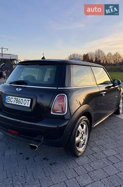 Хэтчбек MINI Hatch 2009 в Луцке