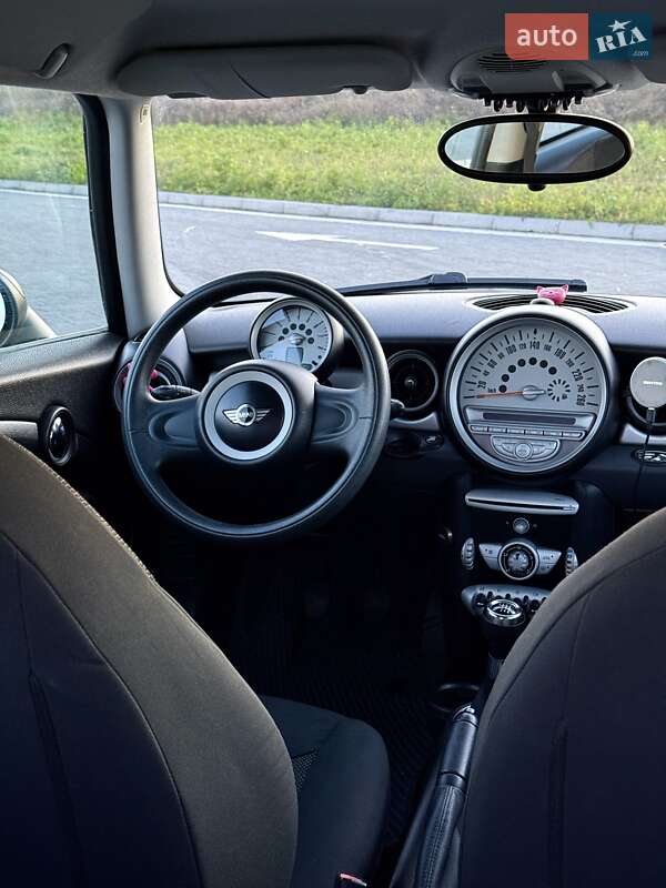 Хетчбек MINI Hatch 2009 в Луцьку фото 20 Хетчбек MINI Hatch 2009 в Луцьку