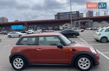 Хэтчбек MINI Hatch 2012 в Киеве