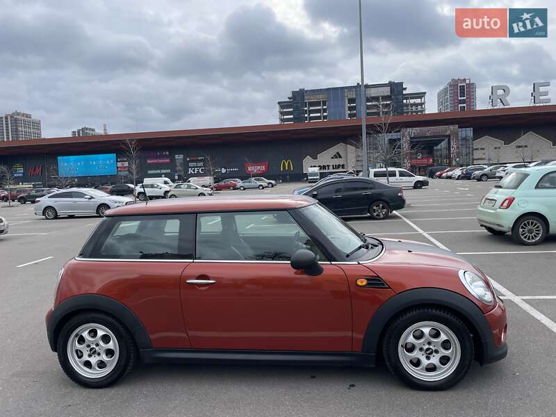 Хэтчбек MINI Hatch 2012 в Киеве фото 4 Хэтчбек MINI Hatch 2012 в Киеве