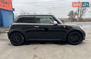 Хэтчбек MINI Hatch 2010 в Сумах