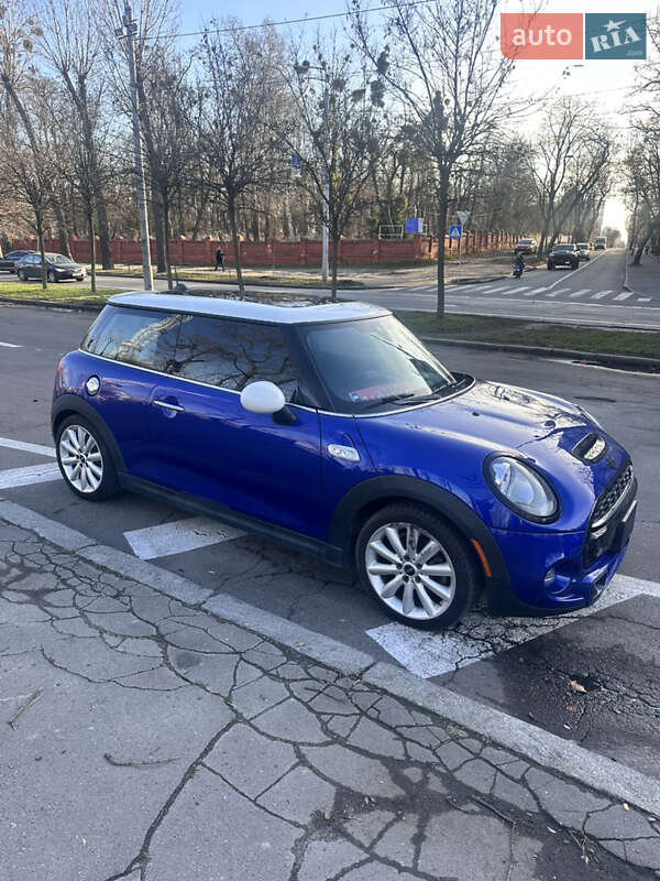Хэтчбек MINI Hatch 2019 в Киеве фото 5 Хэтчбек MINI Hatch 2019 в Киеве