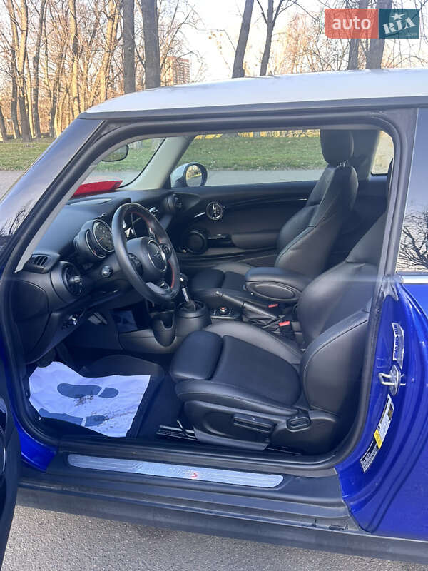 Хэтчбек MINI Hatch 2019 в Киеве фото 14 Хэтчбек MINI Hatch 2019 в Киеве