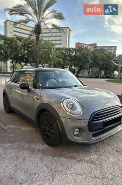 Хетчбек MINI Hatch 2014 в Києві