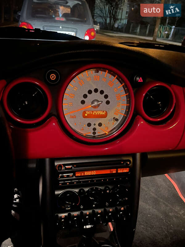 Хэтчбек MINI Hatch 2003 в Ивано-Франковске