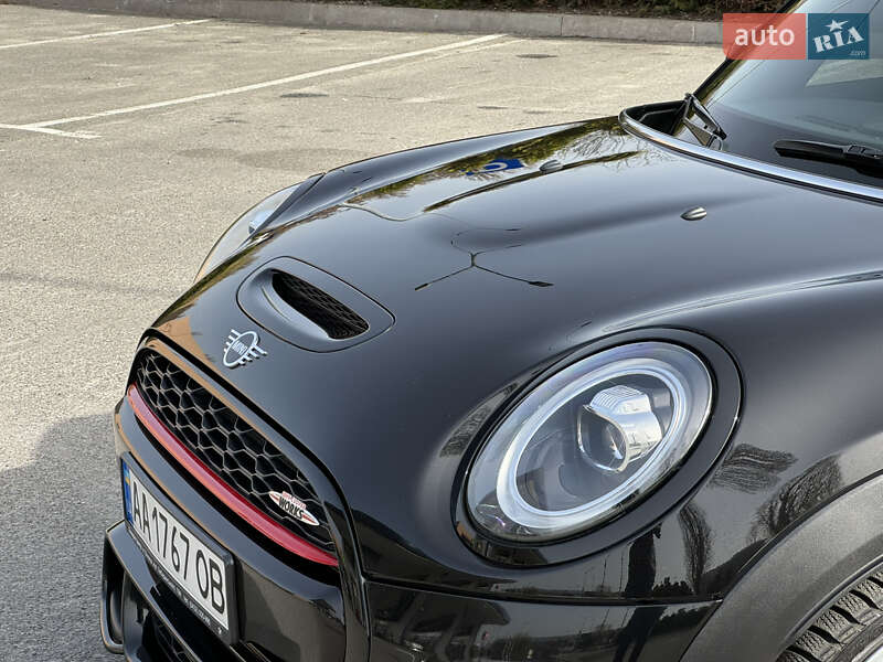 Хэтчбек MINI Hatch 2019 в Киеве