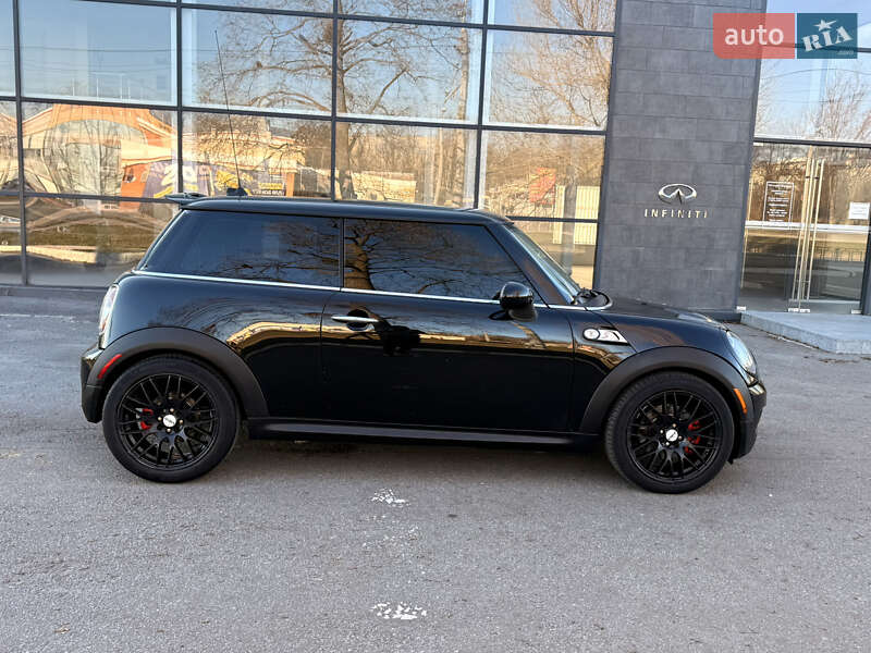Хэтчбек MINI Hatch 2010 в Харькове