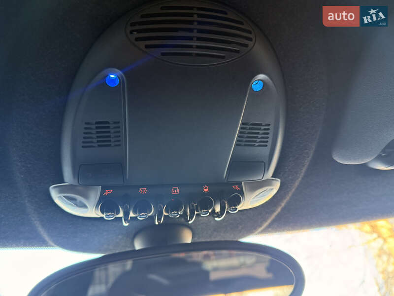 Хэтчбек MINI Hatch 2010 в Харькове