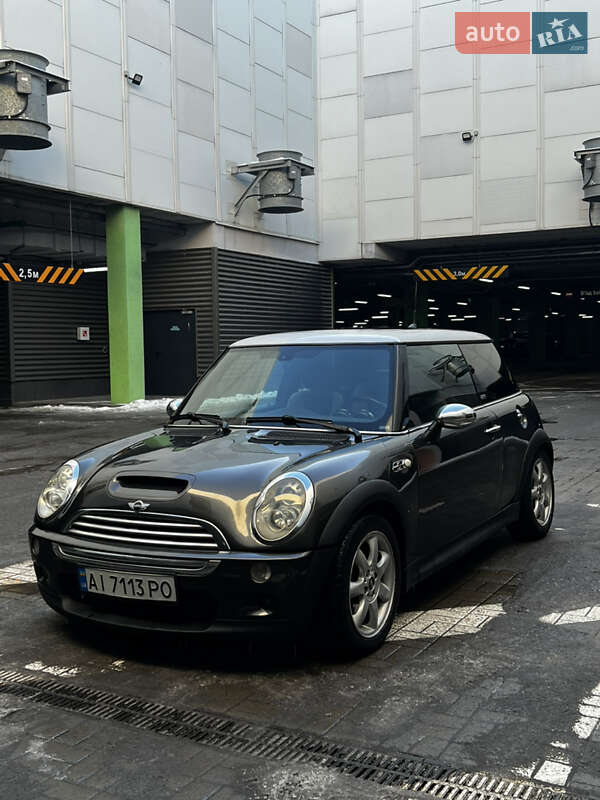 Хэтчбек MINI Hatch 2005 в Киеве