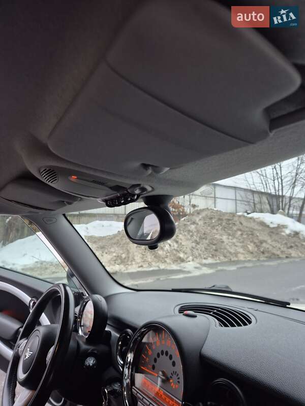 Хэтчбек MINI Hatch 2008 в Львове