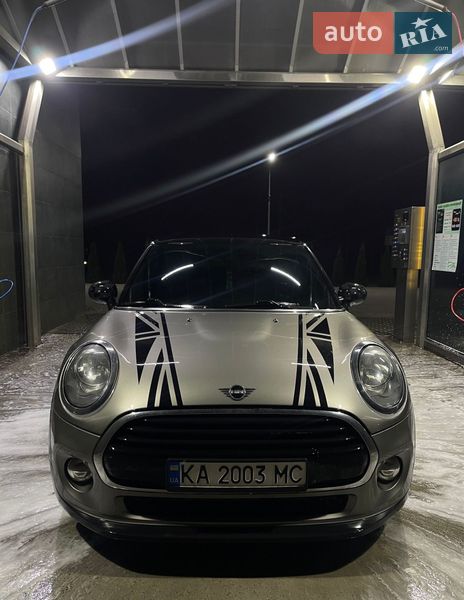 Хэтчбек MINI Hatch 2017 в Виннице