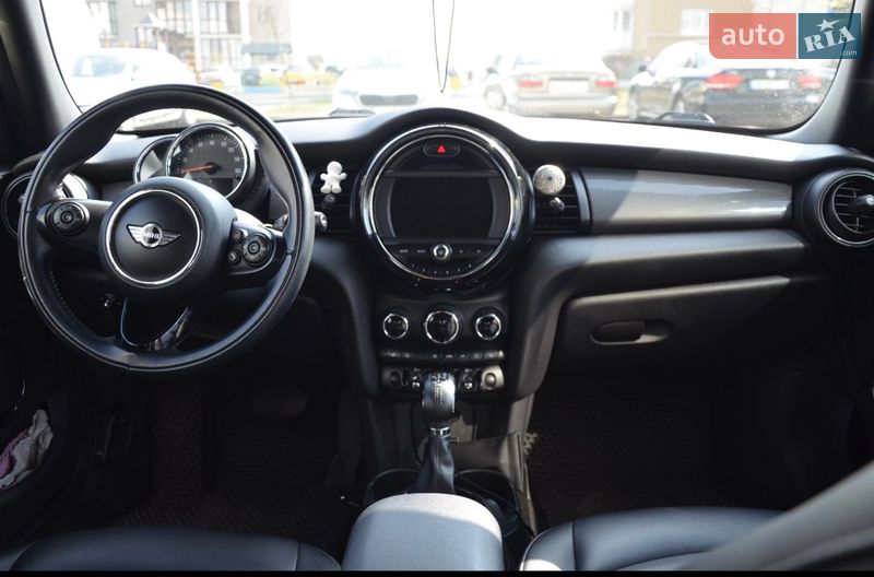 Хэтчбек MINI Hatch 2017 в Виннице