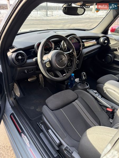 Хетчбек MINI Hatch 2021 в Києві