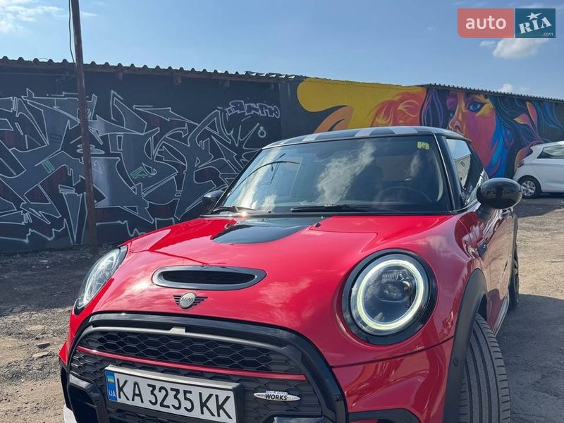 Хетчбек MINI Hatch 2021 в Житомирі
