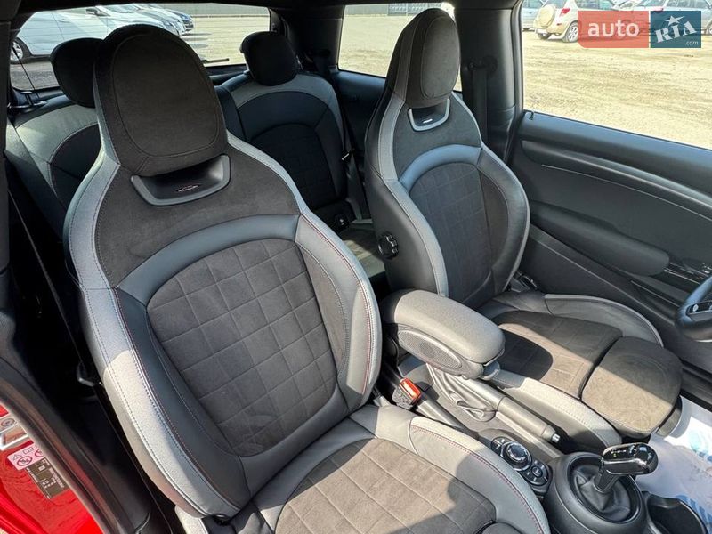 Хетчбек MINI Hatch 2021 в Житомирі