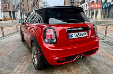 Хэтчбек MINI Hatch 2015 в Киеве