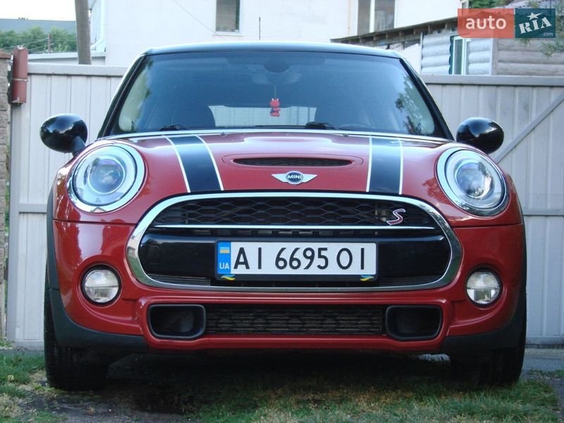 Хетчбек MINI Hatch 2015 в Києві