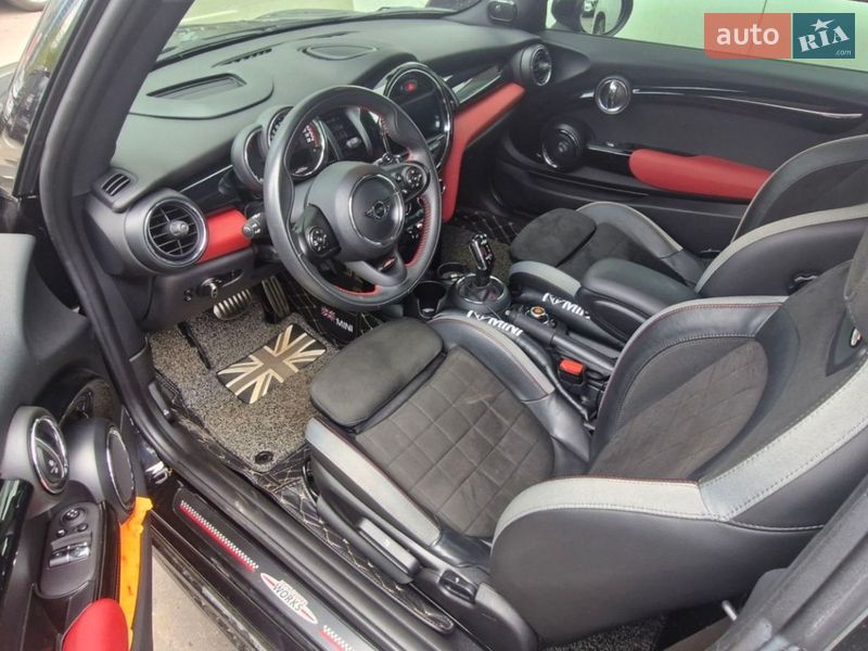 Хэтчбек MINI Hatch 2019 в Одессе