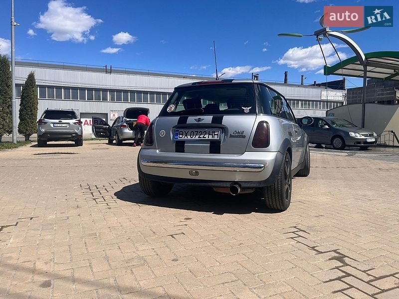 Хэтчбек MINI Hatch 2002 в Хмельницком