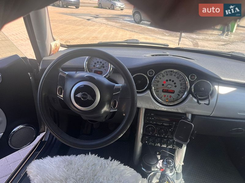 Хэтчбек MINI Hatch 2002 в Хмельницком