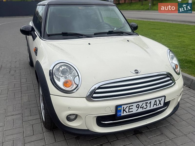 Хэтчбек MINI Hatch 2012 в Днепре