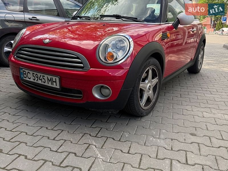 Хэтчбек MINI Hatch 2007 в Львове
