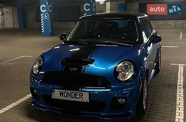 Хэтчбек MINI Hatch 2010 в Киеве