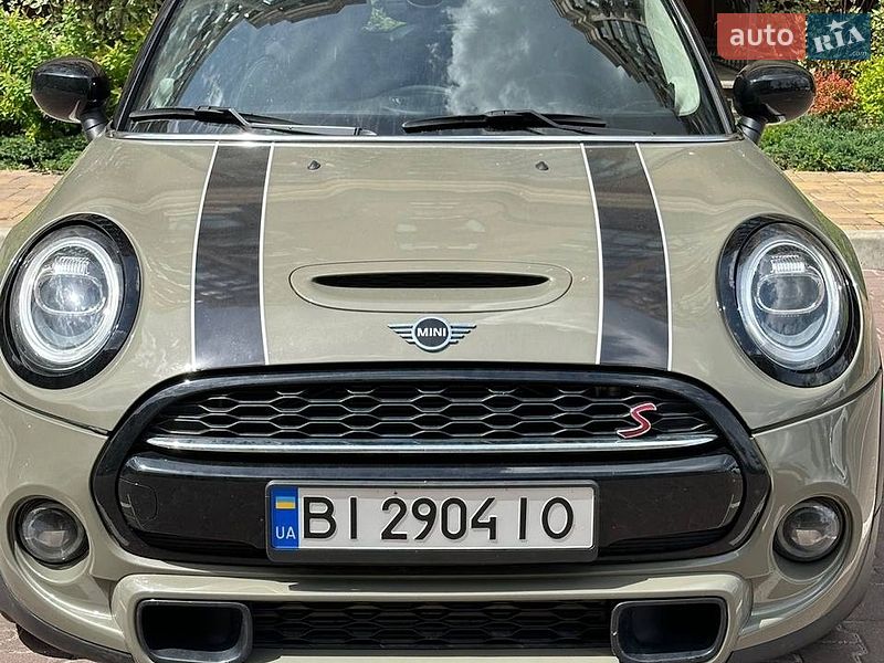 Хэтчбек MINI Hatch 2020 в Киеве