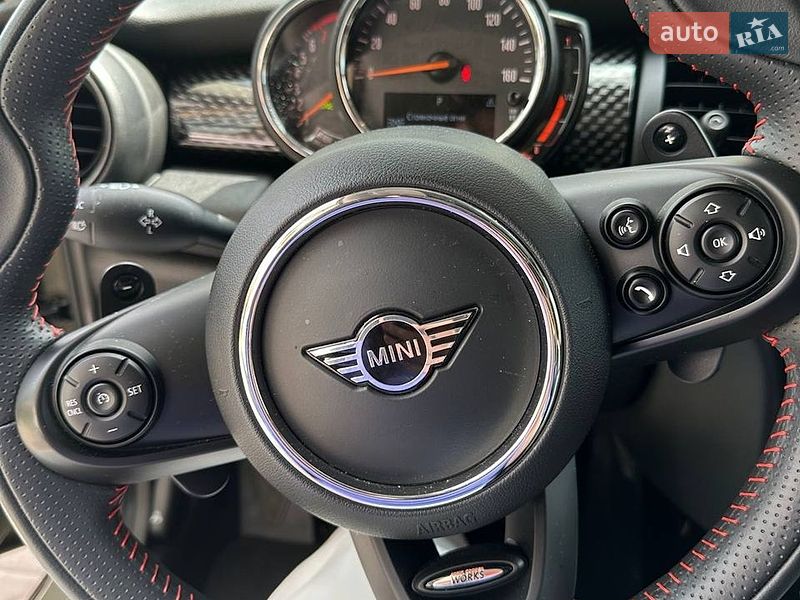 Хэтчбек MINI Hatch 2020 в Киеве
