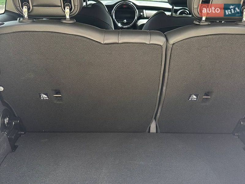 Хэтчбек MINI Hatch 2020 в Киеве