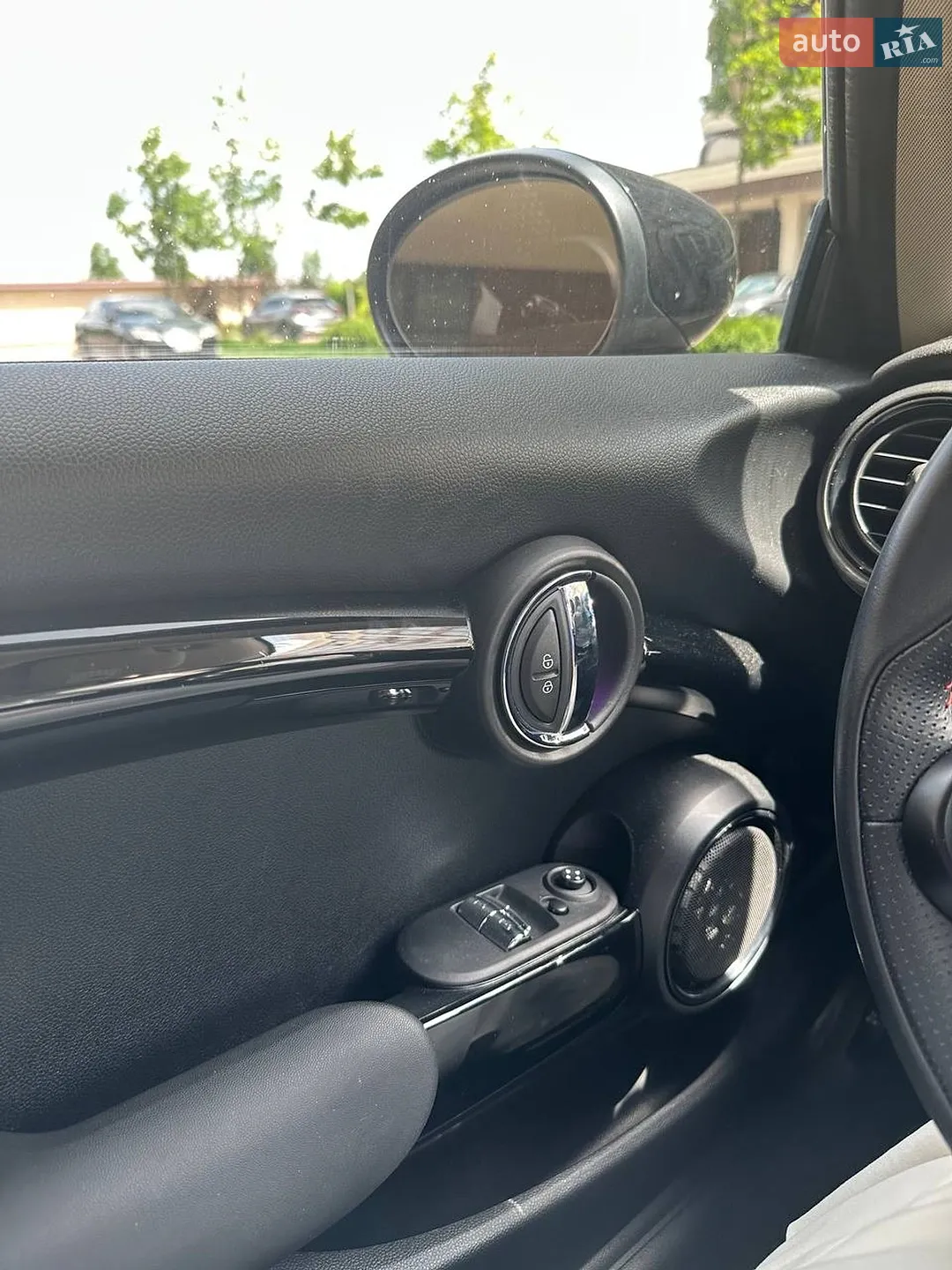 MINI Hatch 2020 VIN WMWXR5C0XL2M76663 фото оголошення 10 з 14