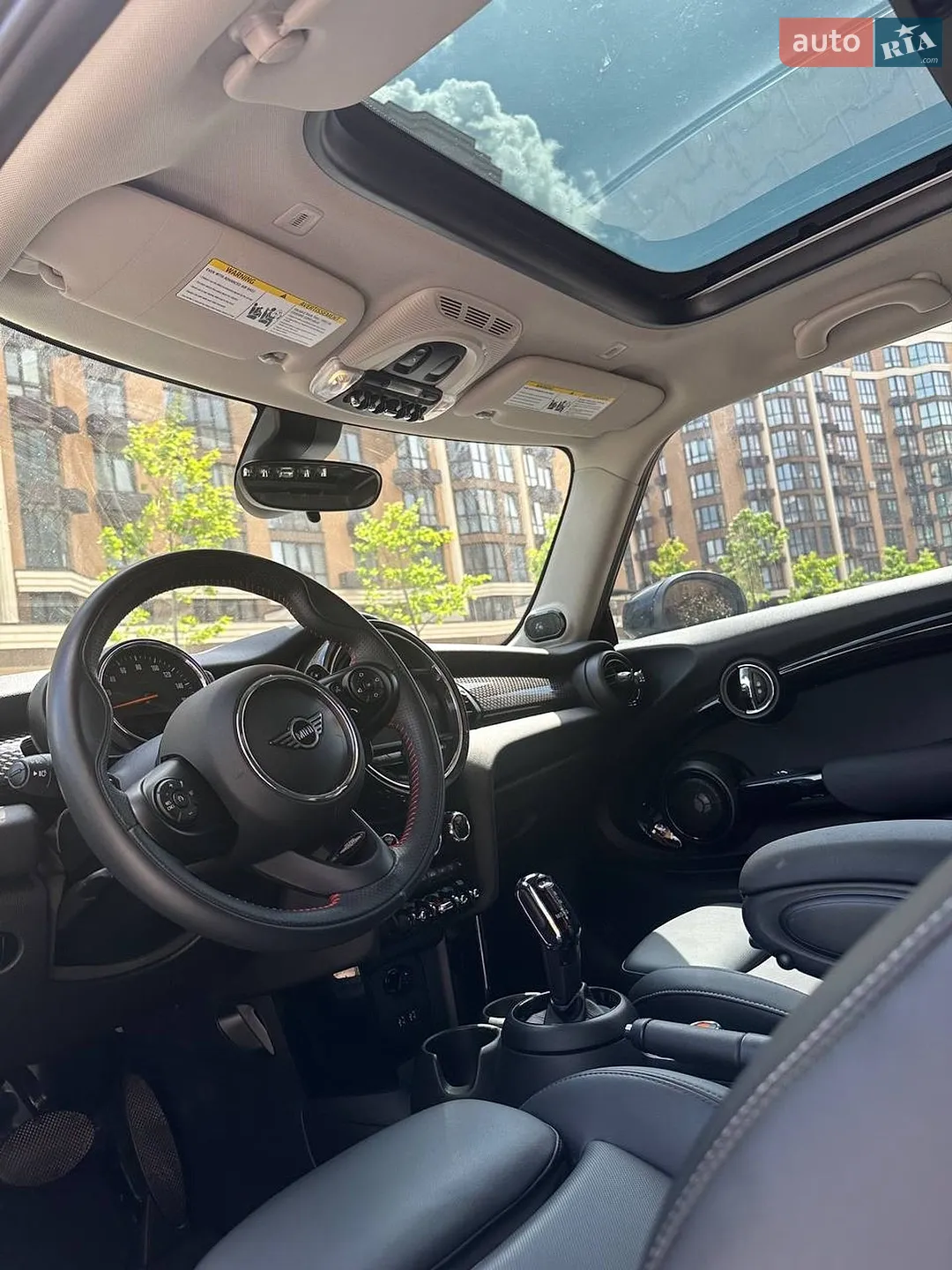MINI Hatch 2020 VIN WMWXR5C0XL2M76663 фото оголошення 12 з 14