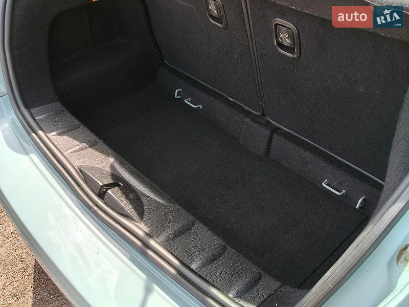 Хэтчбек MINI Hatch 2012 в Черкассах фото 6 Хэтчбек MINI Hatch 2012 в Черкассах