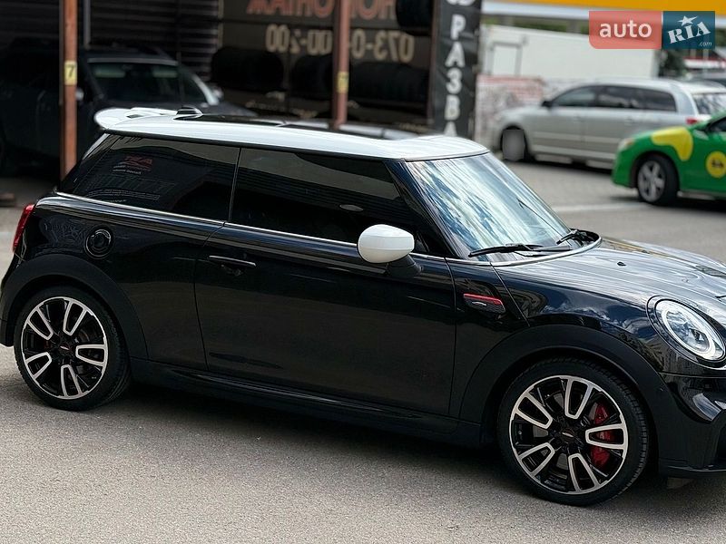 Хетчбек MINI Hatch 2021 в Харкові