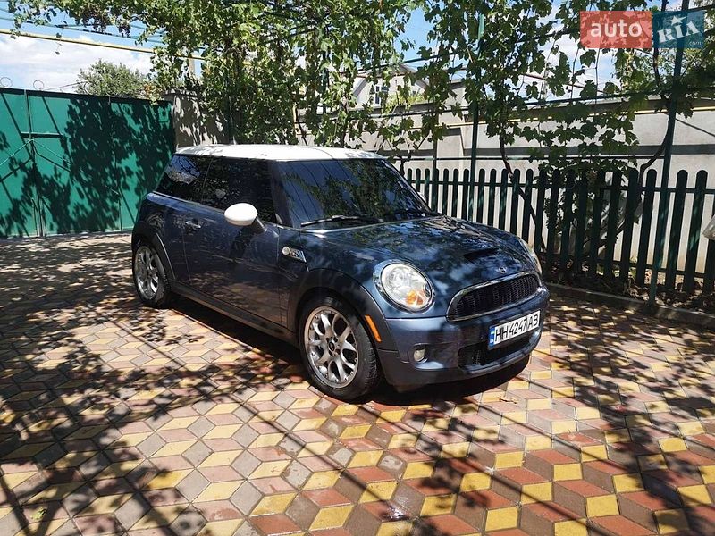 Хэтчбек MINI Hatch 2009 в Одессе