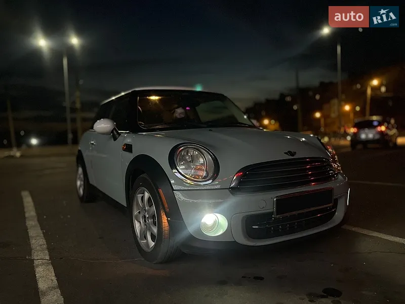 MINI Hatch 2012 VIN WMWSU3C53DT678085 фото оголошення 3 з 36