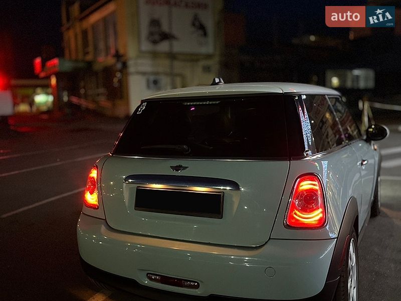 Хэтчбек MINI Hatch 2012 в Харькове