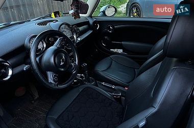 Хэтчбек MINI Hatch 2012 в Харькове