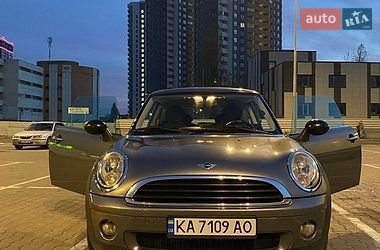 Хэтчбек MINI Hatch 2009 в Киеве