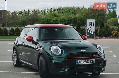 Хэтчбек MINI Hatch 2017 в Виннице